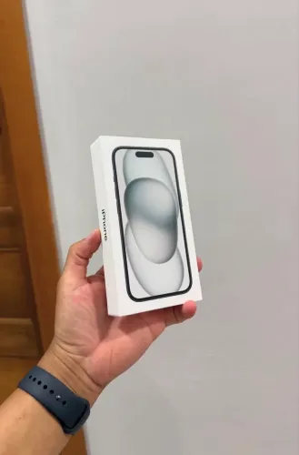 iPhone 15 256GB Preto novo lacrado, passo cartão.