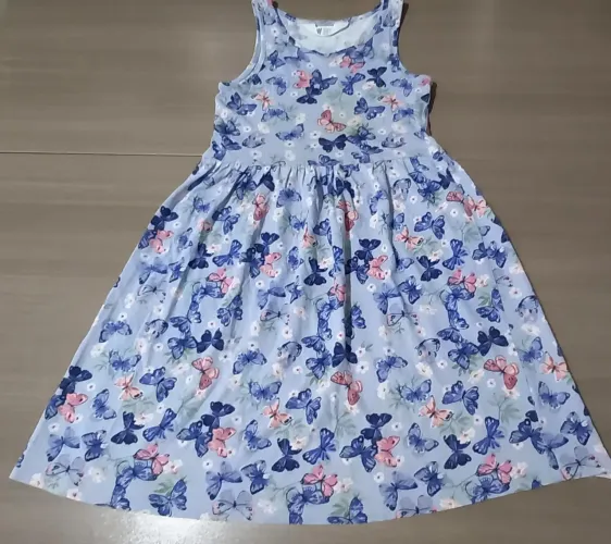 Lindo Vestido infantil - H&M