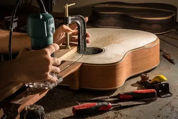 Conserto, regulagem e ajustes em instrumentos musicais, guitarra, baixo, violão, cavacos.