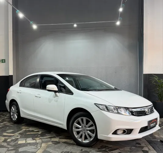 Honda Civic Sedan LXR 2.0 Flexone 16V Aut. 4P 2014