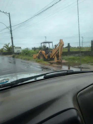 Vendo retroescavadeira 