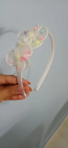 Tiaras e laços para meninas @florrendinhakids
