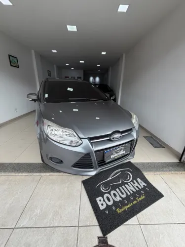 Ford Focus 1.6 S/1.6 SE Flex 16V 5P AUT 2014