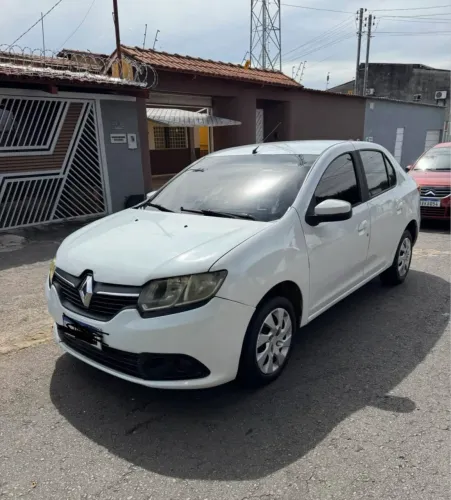 Renault Logan Authentique Hi-flex 1.0 16V 4P 2015