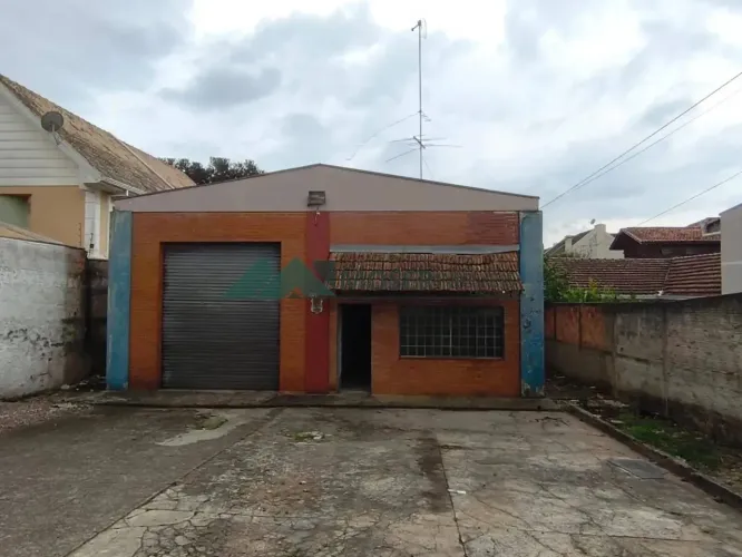 Galpão para alugar, 388.00 m2 por R$ 7800.00 - Uberaba - Curitiba/PR