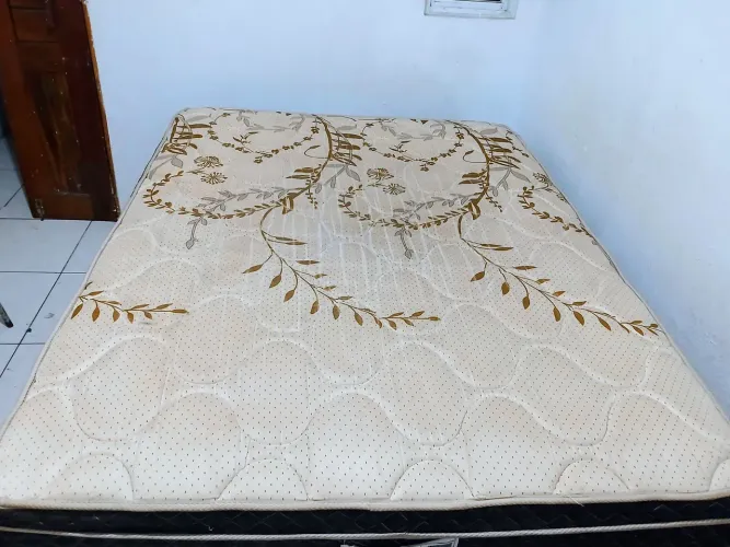 Colchão esmeralda, molas insacadas 
