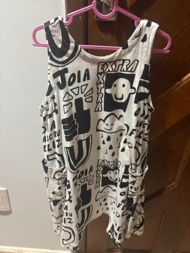 Macacão fábula estampado preto e branco
