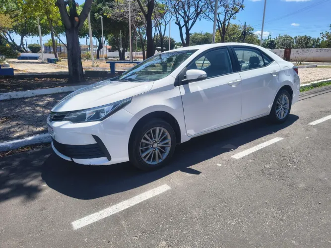 Toyota Corolla GLI Upper 1.8 Flex 16V Aut. 2019