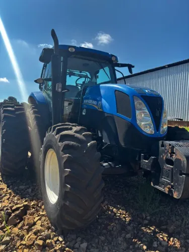 Trator New Holland T7.175