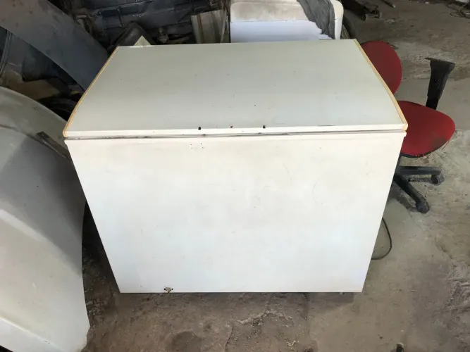 PRA VENDER RÁPIDO freezer em perfeito estado 