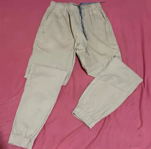 Calça Jogger Ogochi 18 anos Bege