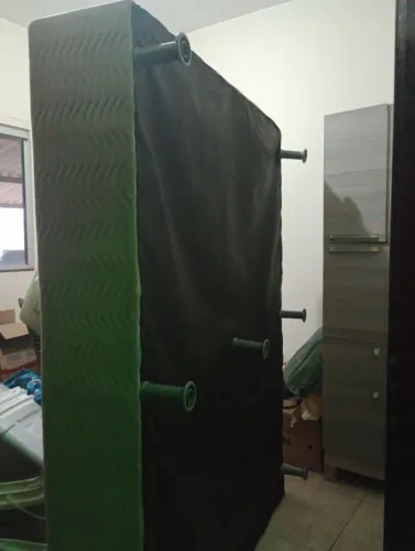 Vendo esse box de casal por 300,00 não faço entrega estou em Planaltina de Goiás 