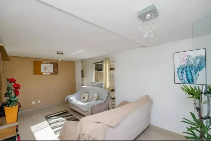 Casa à Venda - Nova Suíssa, 4 Quartos, 486 m2