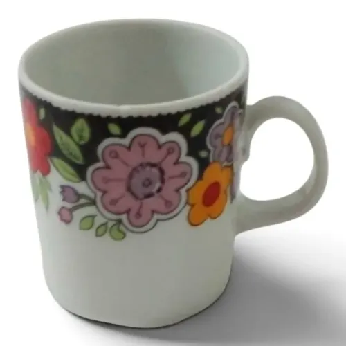 Xícara de Cafezinho Steatita Vintage | Porcelana Floral | Anos 60/70 Brasil