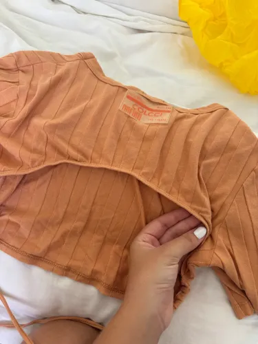 BLUSA COLCCI NUNCA USADA