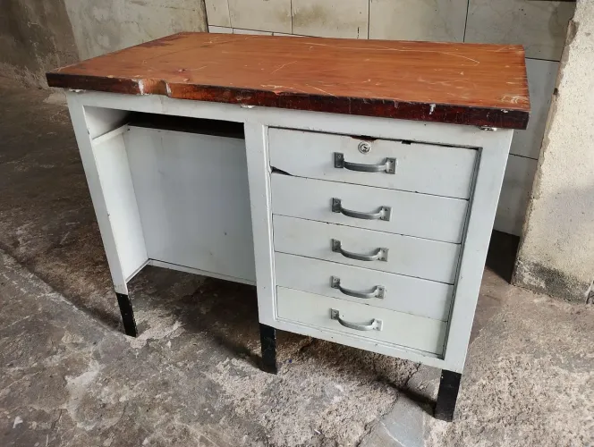 Bancada de trabalho industrial