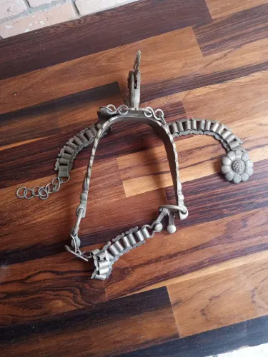 Antiga espora para "cavalo"