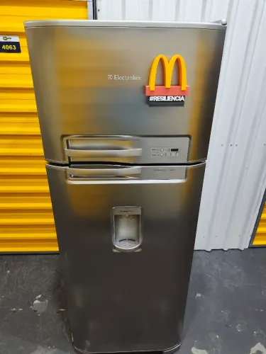 A VENDA GELADEIRA ELECTROLUX INOXXXXX 462 LITROS VALOR 1300.00