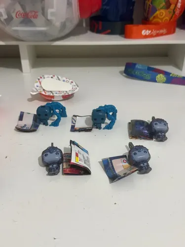 Kinder Joy stranger things - Vecna e Dustin - $10,00 cada