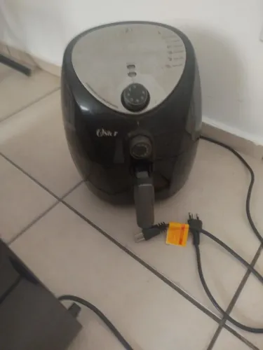 VENDO AIR FRYER OSTER - 127V