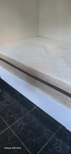 Cama Box molas ensacadas 
