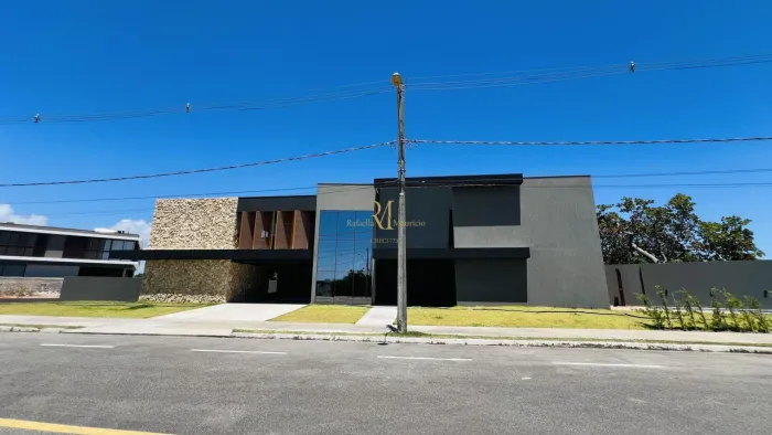 Nova, Linda e Moderna. Casa com 430m2 de área construída no Green Park com 4 suí