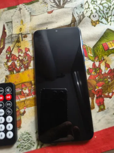 Celular Motorola one fusion ótimo não entrego ,