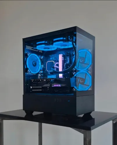 Pc gamer Rtx 5060 + I5 12400f 12ª + 16gb ram | Troco e parcelo