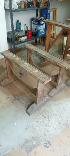 Cavalete madeira e alumínio