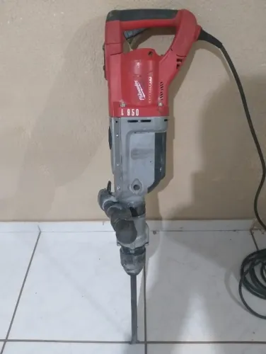 Vendo rompendo demolidor e furador 10 kg semi novo