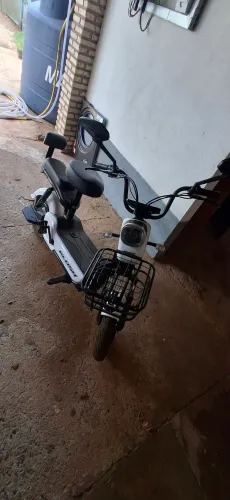 Moto elétrica Klosh Ravi 800W