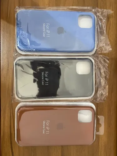 KIT 3 Capas Silicone Compatível Com  iPhone 11