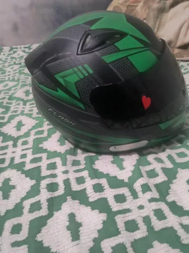 Vendo capacete tamanho