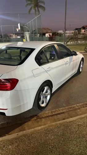 BMW 320I A 2.0 Turbo/activeflex 16V 184cv 4P 2014