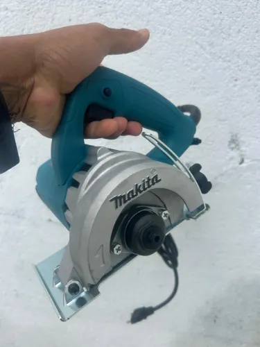 SERRA MÁRMORE MAKITA + 2 discos GRÁTIS