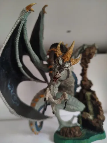 Eternal Clan Dragon - Dragão Eterno - Mcfarlane Toys Series 8
