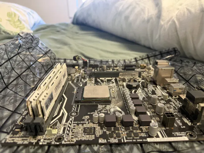 Kit Placa Mãe+Processador+16GB RAM