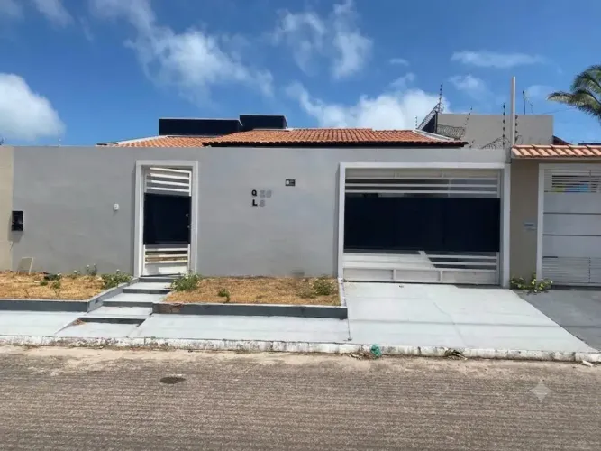 CASA À VENDA NO VALLE DO SAL  SALINAS