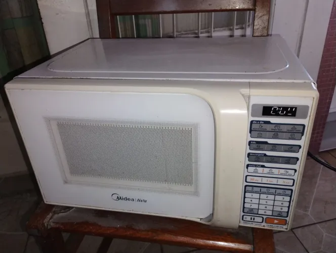 Microondas Midea 18 Litros 110V