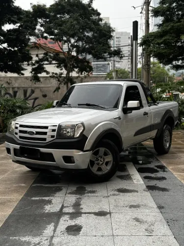 Ford Ranger XLS 2.3 16V 145cv/150cv 4X2 CD 2011