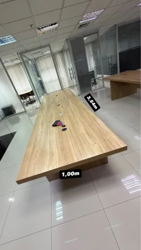 Mesa grande escritório