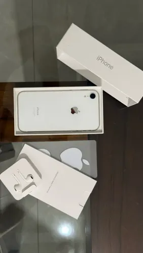 iPhone XR 64GB - Impecável, sem marcas ou arranhões