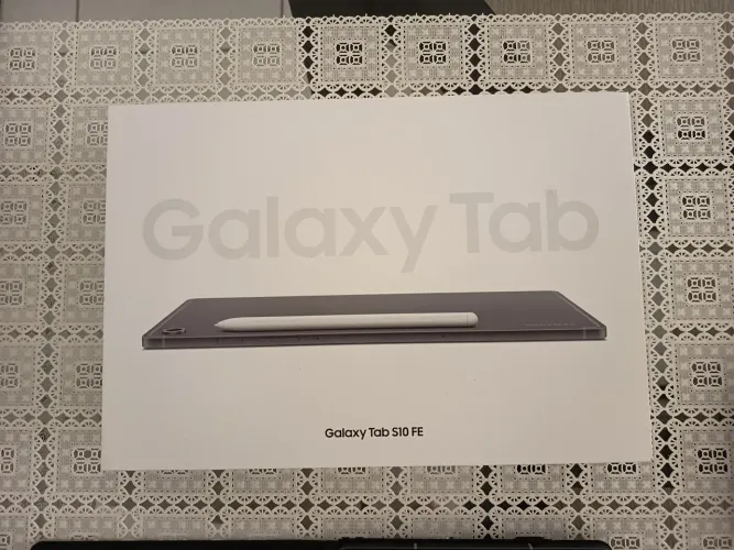 Tablet Samsung Galaxy Tab S10 FE - Semi-novo, completo e na garantia