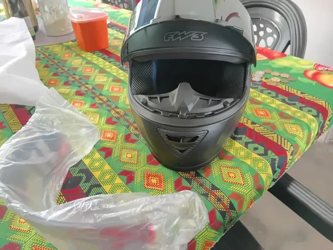 Capacete