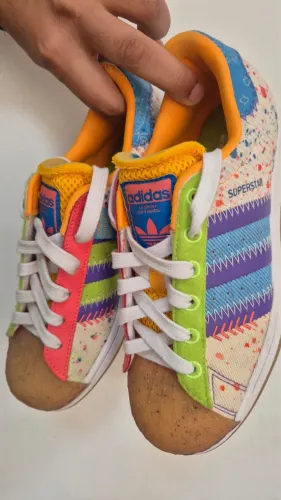 Tênis Adidas Superstar w20 original 