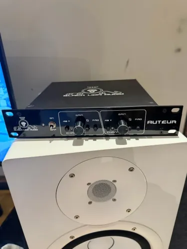Pré amp auteur black lion 2 canais top !!