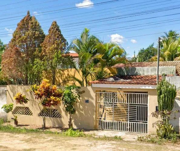 Casa recém reformada - colônia 13 - 