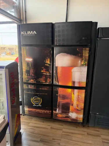 Cervejeira 4 Portas Klima 1250L Semi-Nova