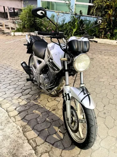 CBX Twister 250