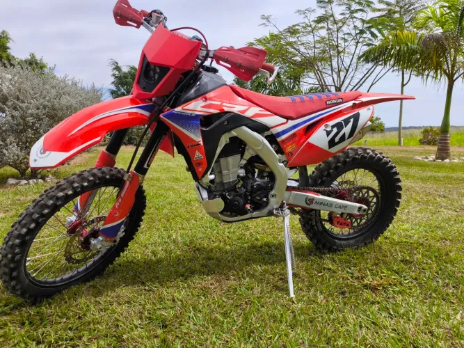 CRF 450 RX Extra com 20 Horas pos preventiva, nada pra fazer.